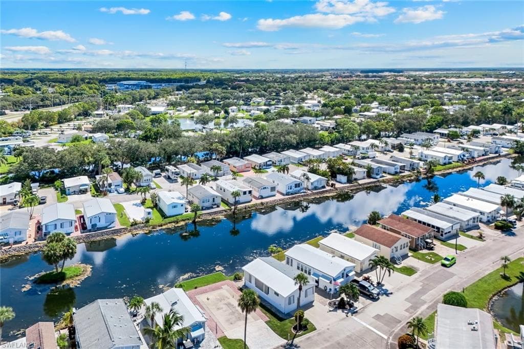 325 Imperial Wilder BLVD, NAPLES FL 34114-3