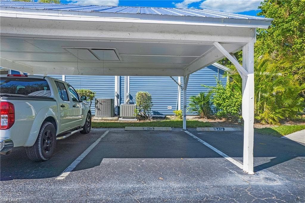 3412 Timberwood CIR, NAPLES FL 34105-23