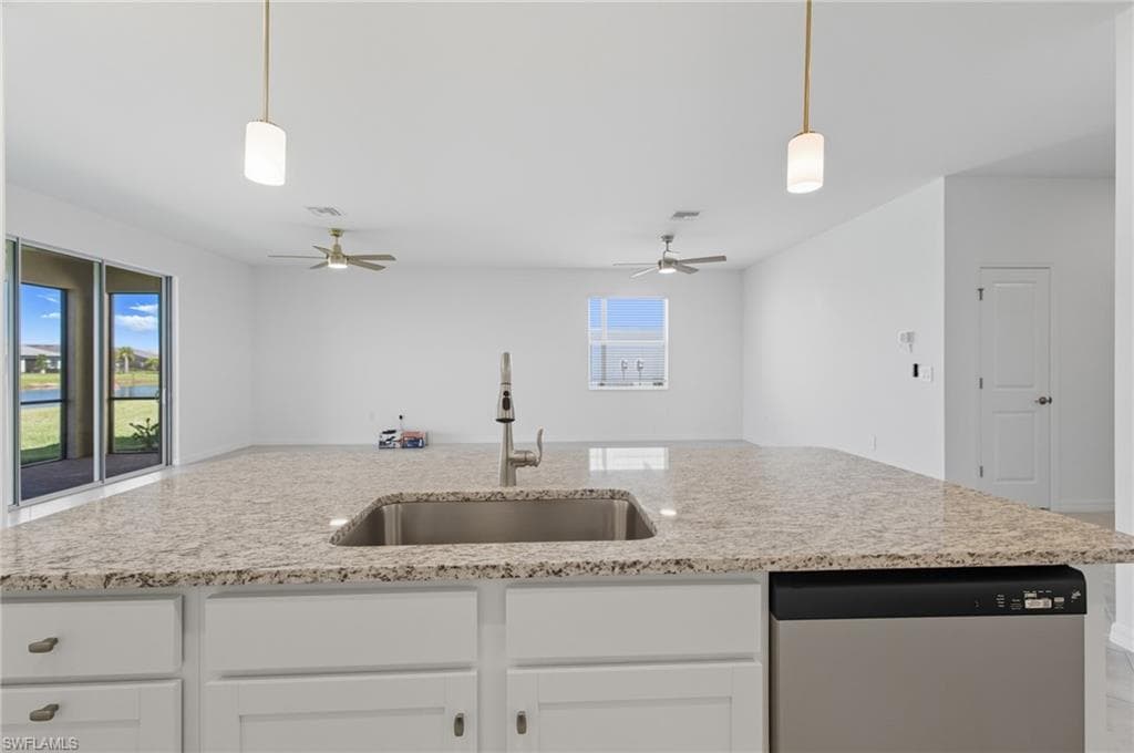 3984 Sweet Alyssum TER, ALVA FL 33920-15