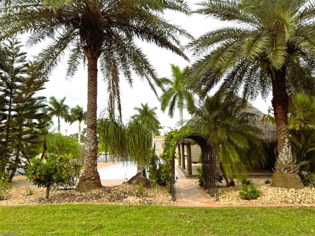 5400 Tice RD, FORT MYERS FL 33905-6