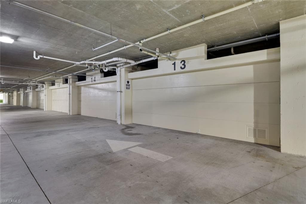 21450 Strada Nuova CIR # A301, ESTERO FL 33928-25