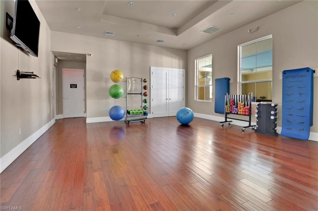 21450 Strada Nuova CIR # A301, ESTERO FL 33928-38