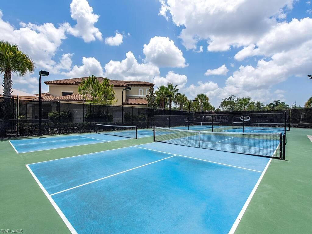 13466 Sumter LN, NAPLES FL 34109-29