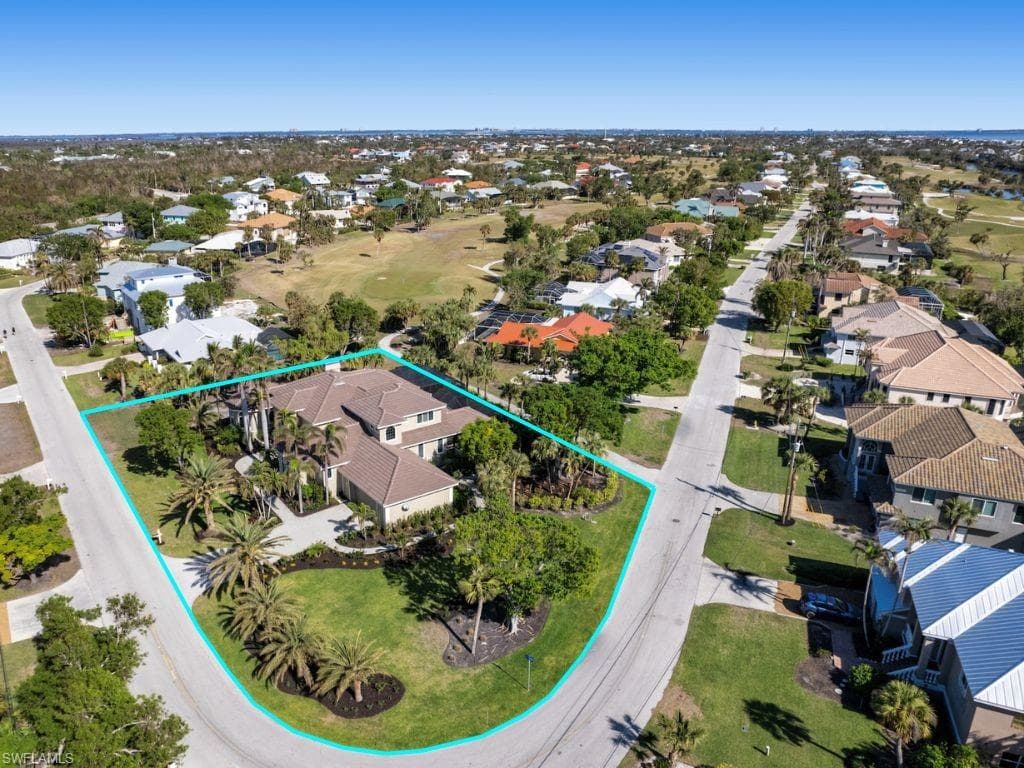 1266 Par View DR, SANIBEL FL 33957-45