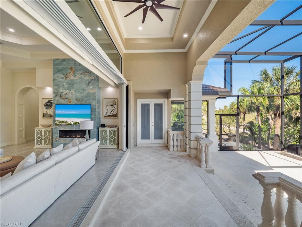 1266 Par View DR, SANIBEL FL 33957-21