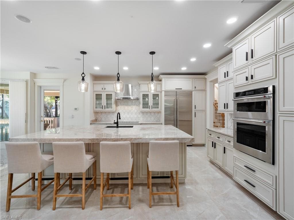 1266 Par View DR, SANIBEL FL 33957-9
