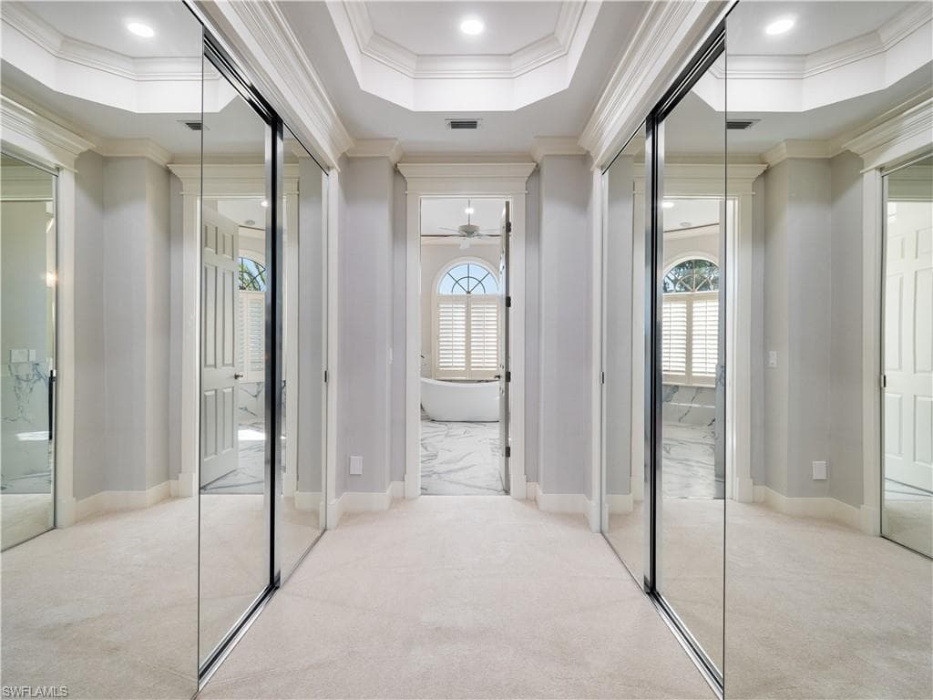 1266 Par View DR, SANIBEL FL 33957-36