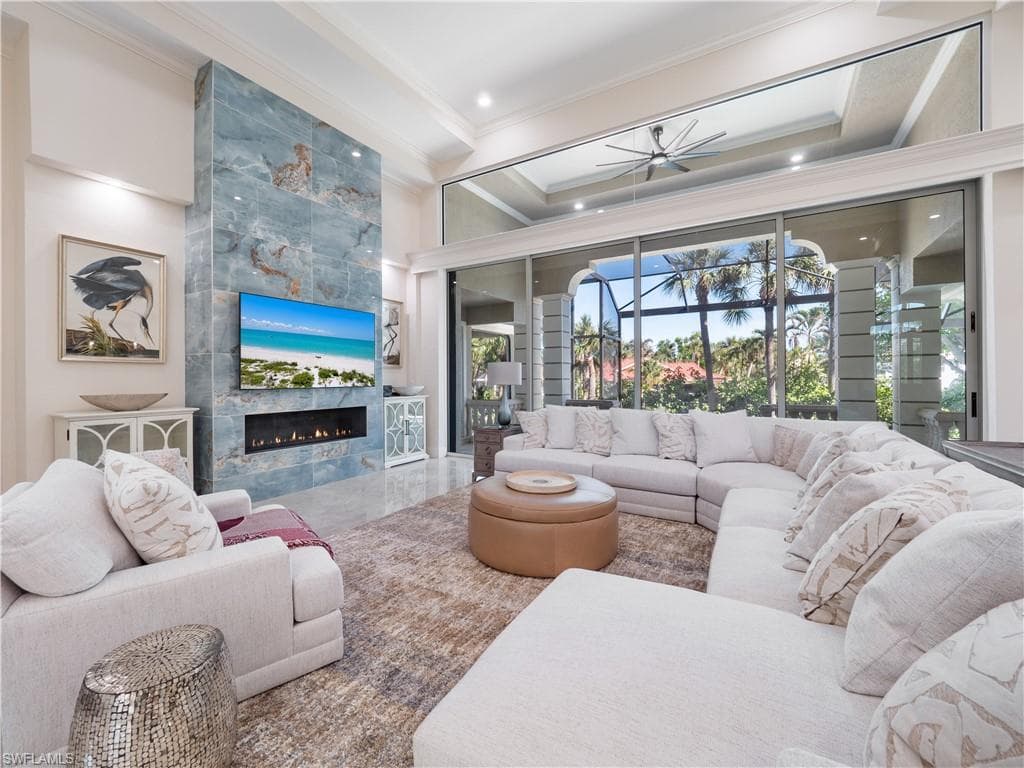 1266 Par View DR, SANIBEL FL 33957-14