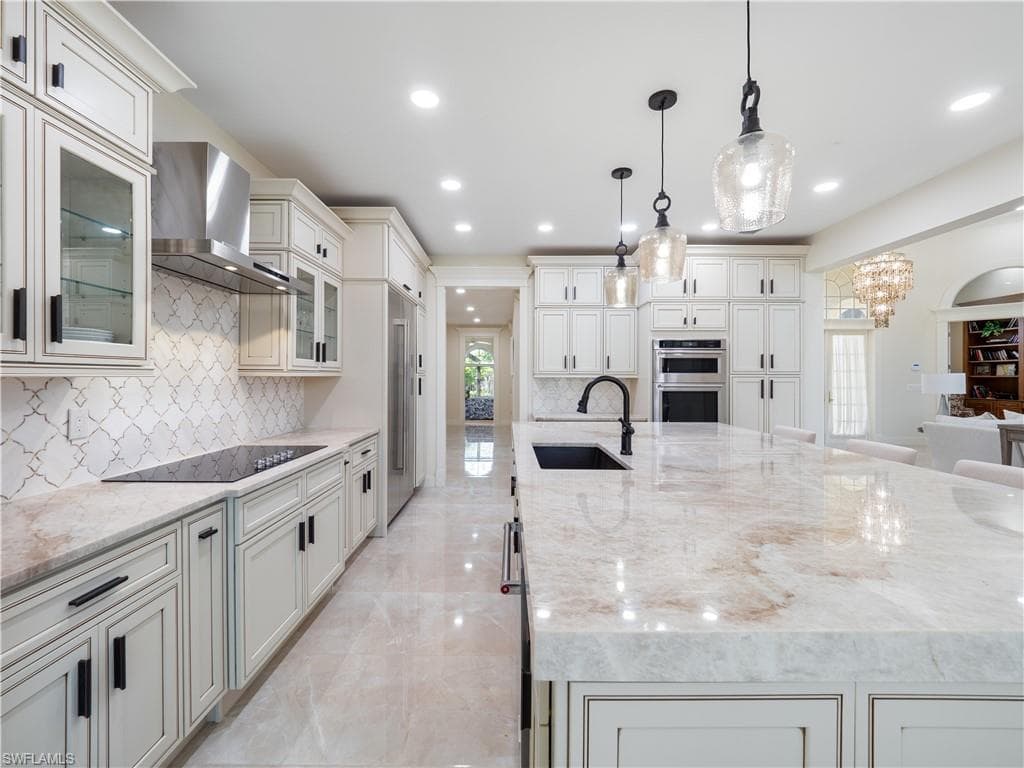1266 Par View DR, SANIBEL FL 33957-28