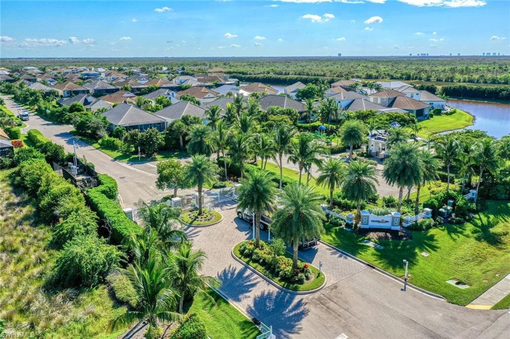 8602 Big Mangrove DR, FORT MYERS FL 33908-36