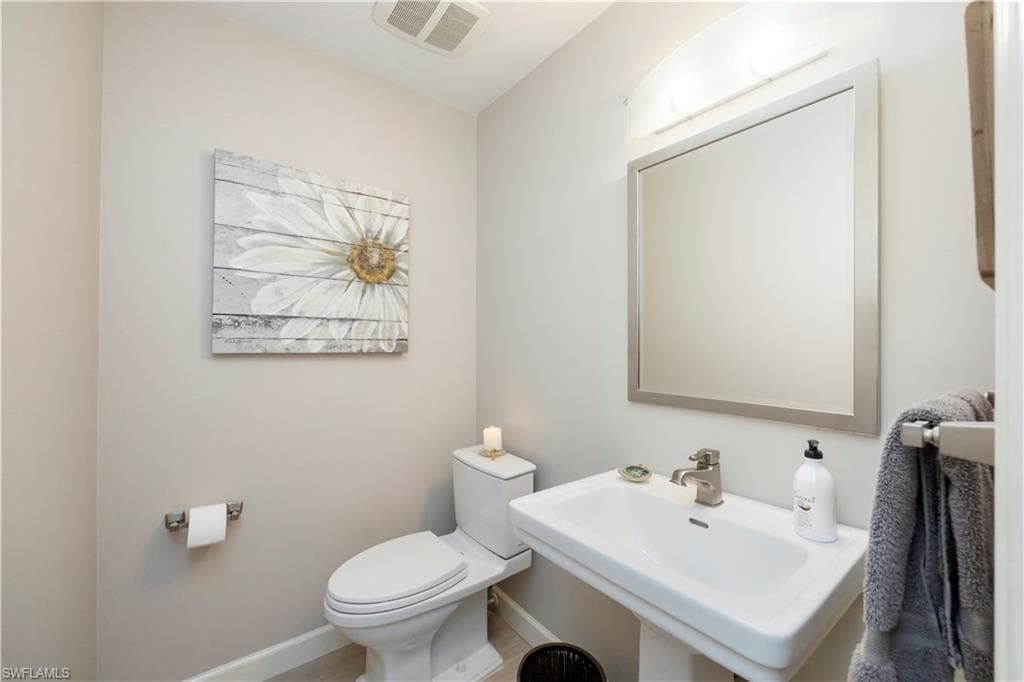 5520 Cynthia LN, NAPLES FL 34112-16