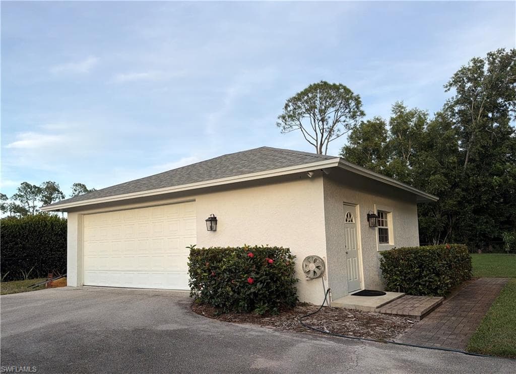 5520 Cynthia LN, NAPLES FL 34112-27