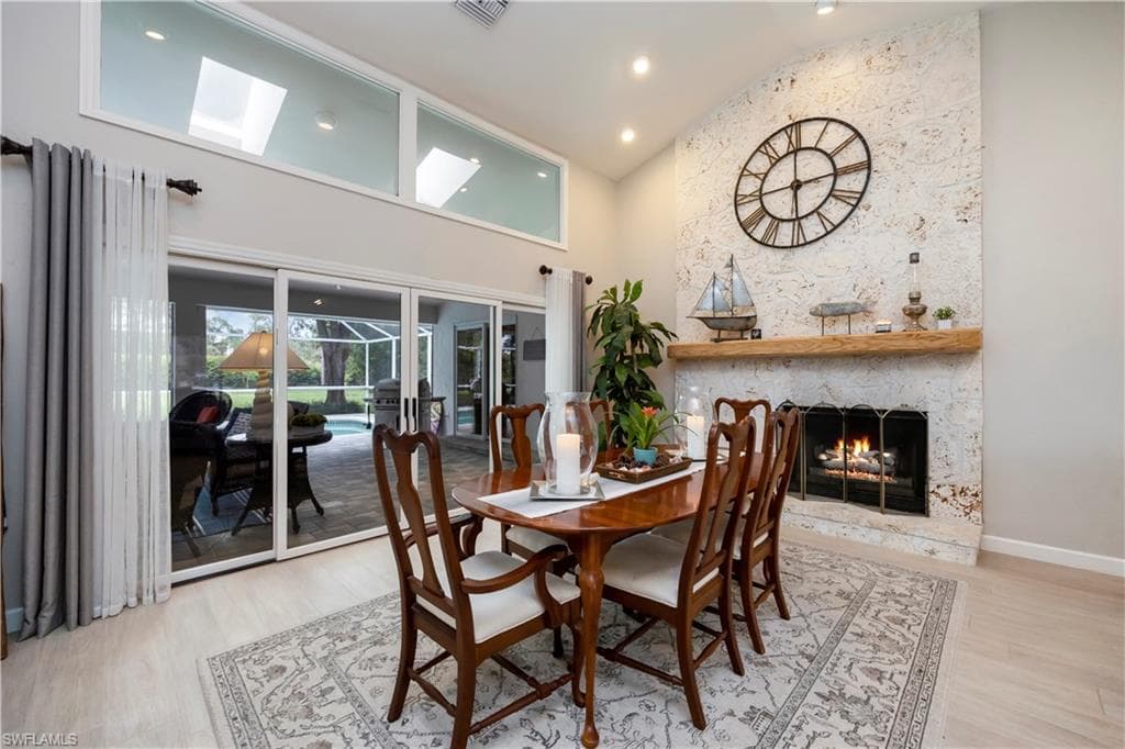 5520 Cynthia LN, NAPLES FL 34112-4