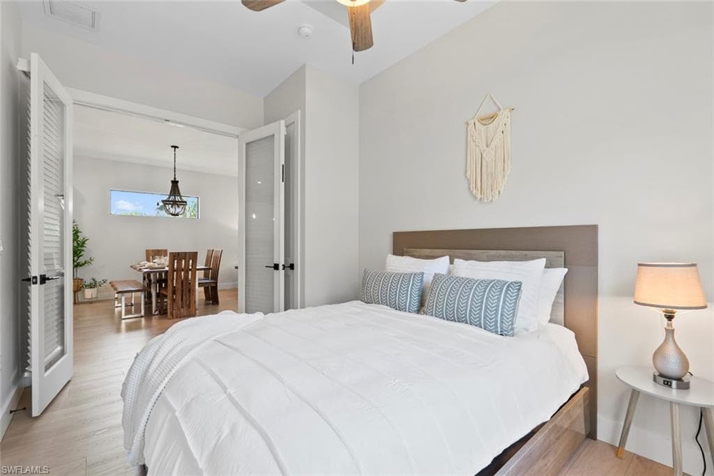 3552 Hibiscus AVE, NAPLES FL 34104-18