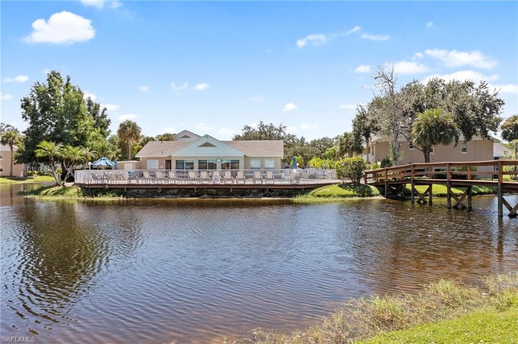 174 Pebble Shores DR # 103, NAPLES FL 34110-1