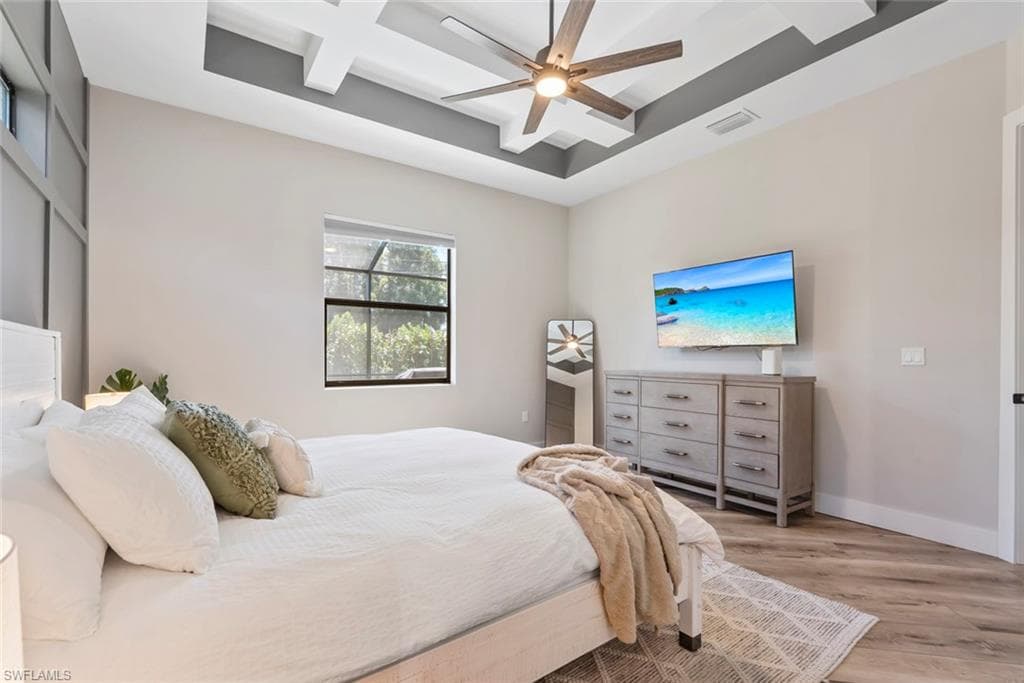 3530 Hibiscus AVE, NAPLES FL 34104-27