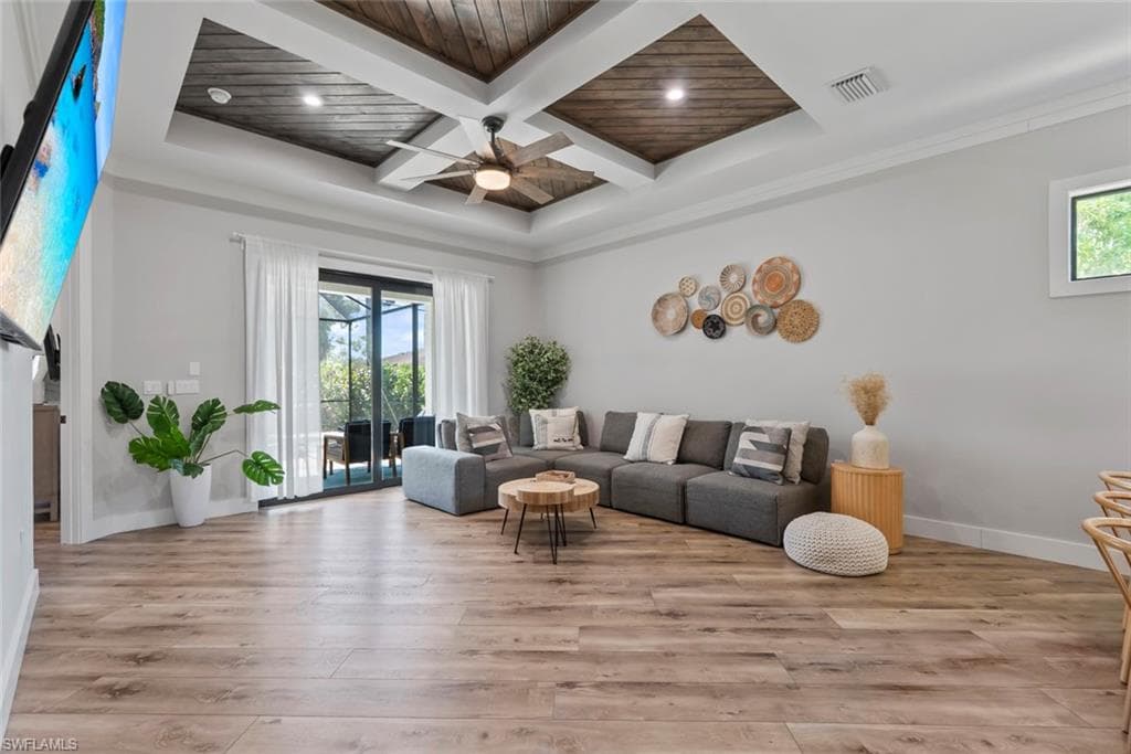 3530 Hibiscus AVE, NAPLES FL 34104-20