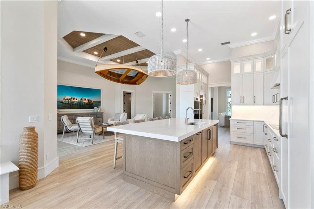 250 6th ST, BONITA SPRINGS FL 34134-9