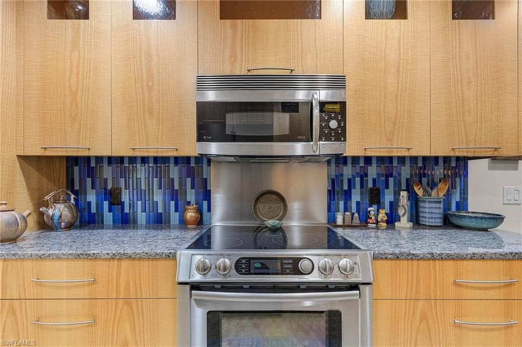 5677 Cove CIR # 47, NAPLES FL 34119-10