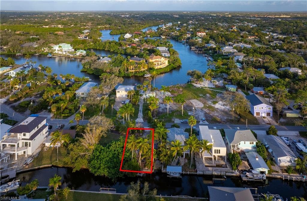 27563 Big Bend RD, BONITA SPRINGS FL 34134-5