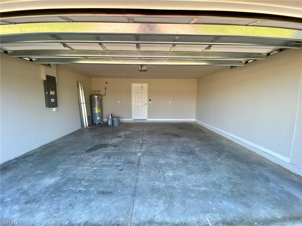 19033 Bartow BLVD, FORT MYERS FL 33967-26