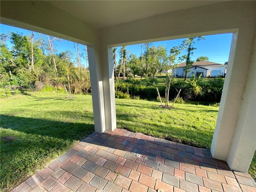 19033 Bartow BLVD, FORT MYERS FL 33967-23