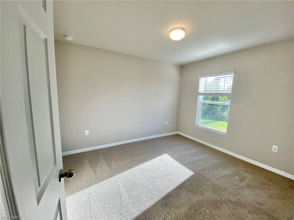 19033 Bartow BLVD, FORT MYERS FL 33967-10