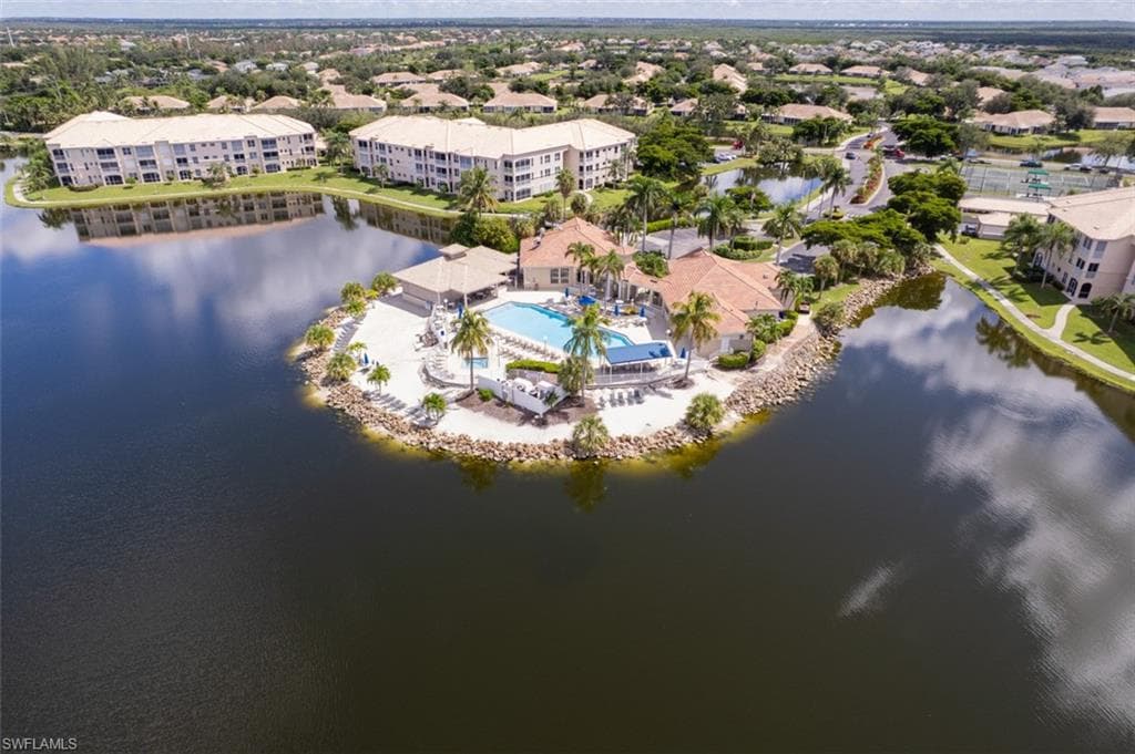9141 Garden Pointe-39