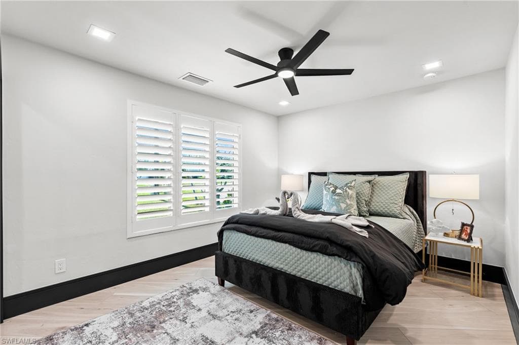 6212 Cocos DR, FORT MYERS FL 33908-21