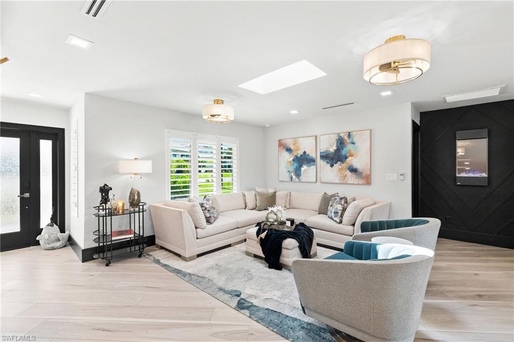 6212 Cocos DR, FORT MYERS FL 33908-8