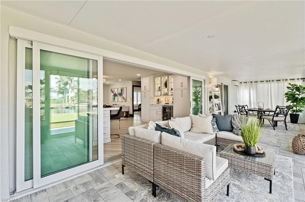 6212 Cocos DR, FORT MYERS FL 33908-28