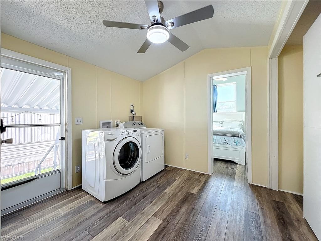 11561 Blue Warbler DR, FORT MYERS FL 33908-12