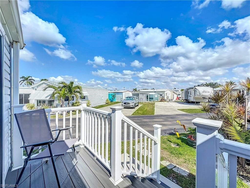 11561 Blue Warbler DR, FORT MYERS FL 33908-15