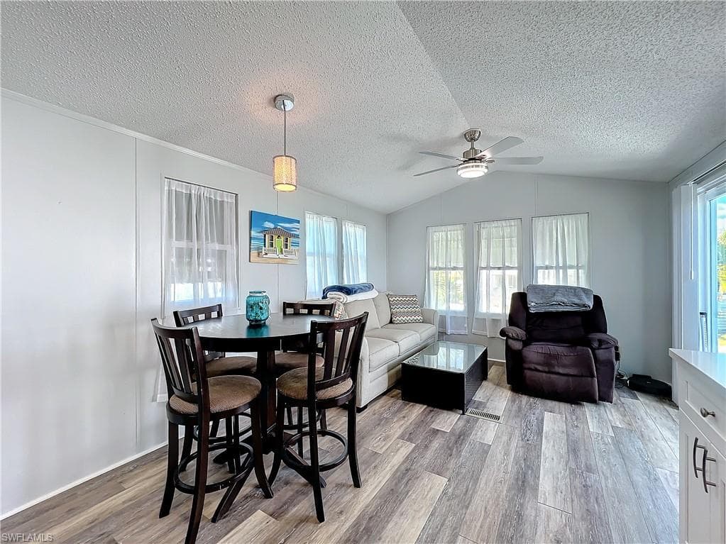 11561 Blue Warbler DR, FORT MYERS FL 33908-4