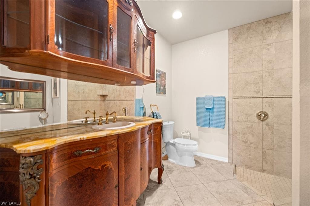 5879 Littlestone CT, NORTH FORT MYERS FL 33903-29