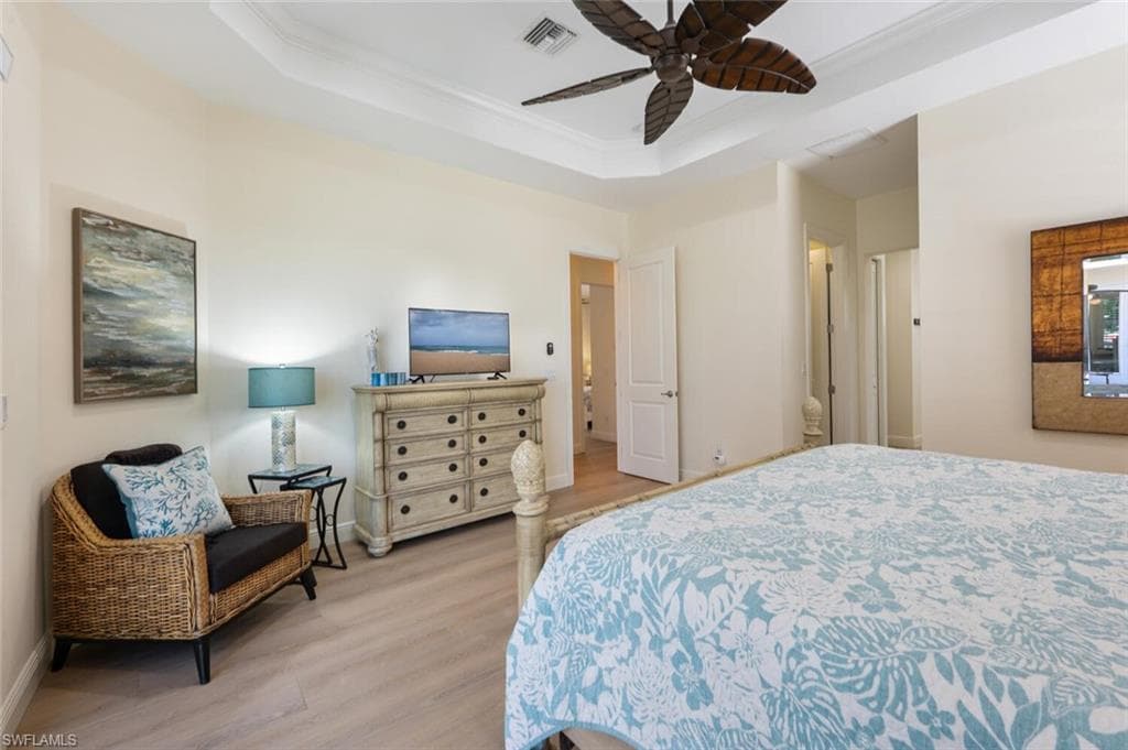 730 95th AVE N, NAPLES FL 34108-19