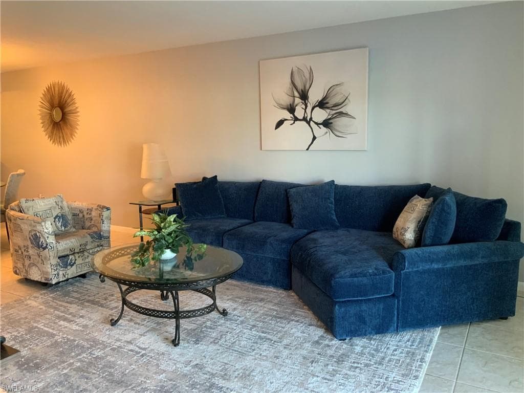 5530 Rattlesnake Hammock RD # K103, NAPLES FL 34113-12