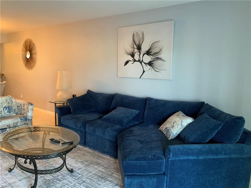 5530 Rattlesnake Hammock RD # K103, NAPLES FL 34113-16