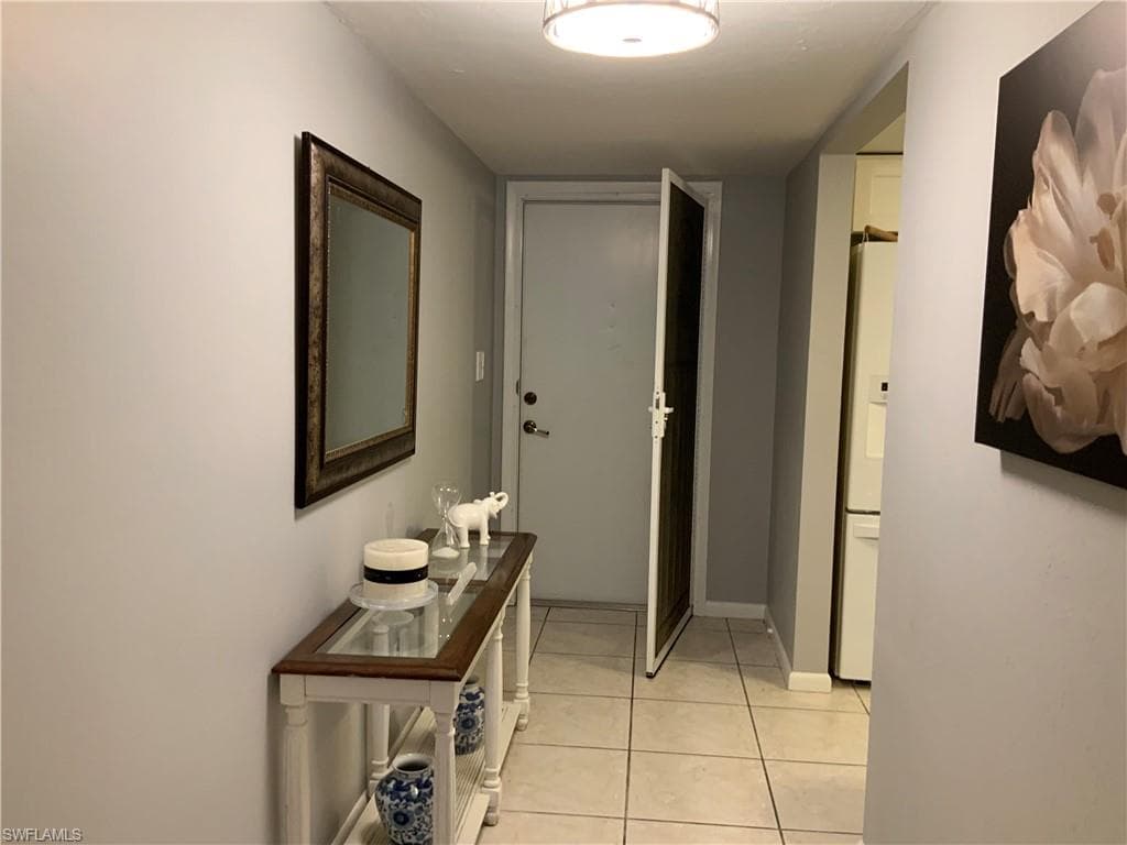 5530 Rattlesnake Hammock RD # K103, NAPLES FL 34113-25