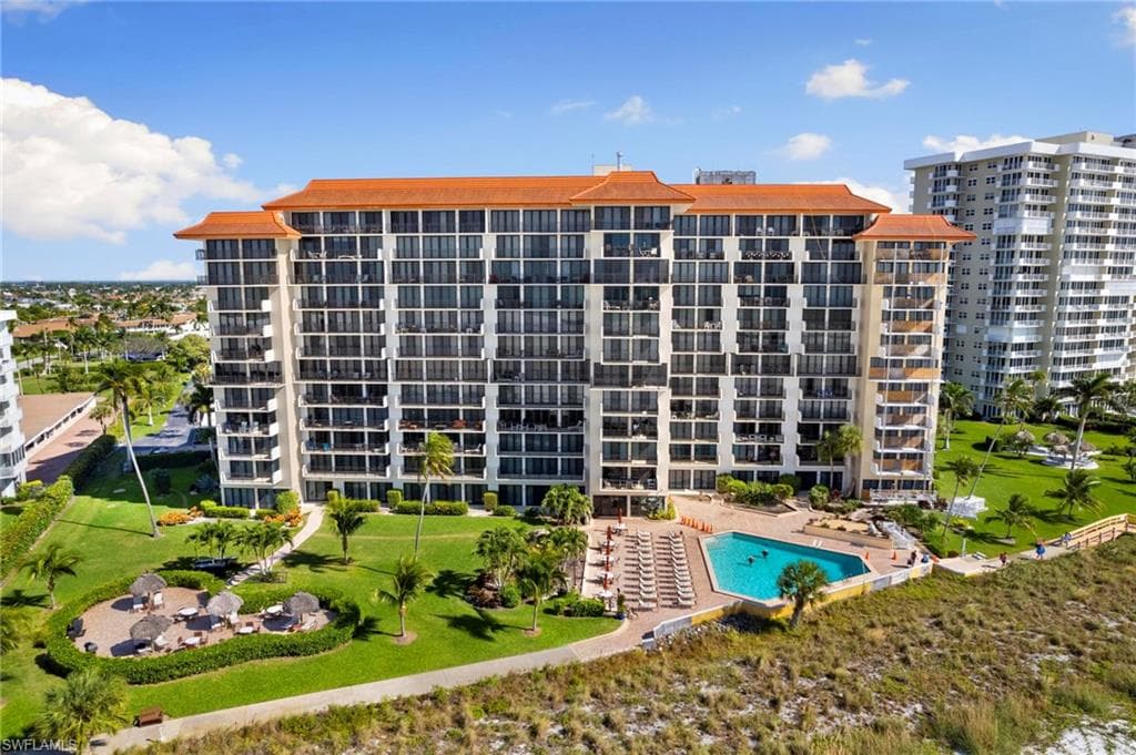 180 Seaview CT # 105, MARCO ISLAND FL 34145-26