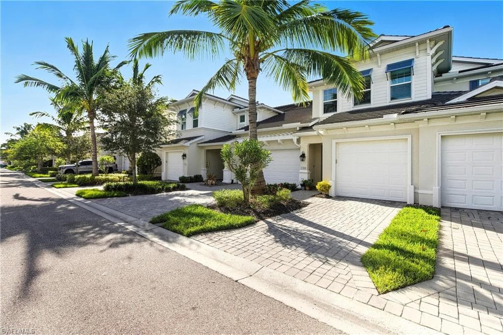 6947 Avalon CIR 1908-1