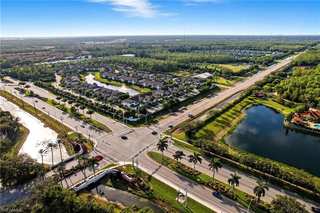 6947 Avalon CIR 1908-30