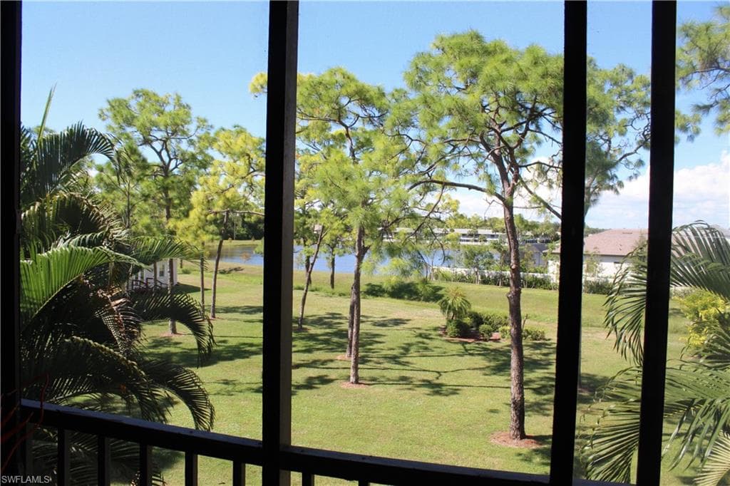 25806 Cockleshell DR # 314, BONITA SPRINGS FL 34135-10