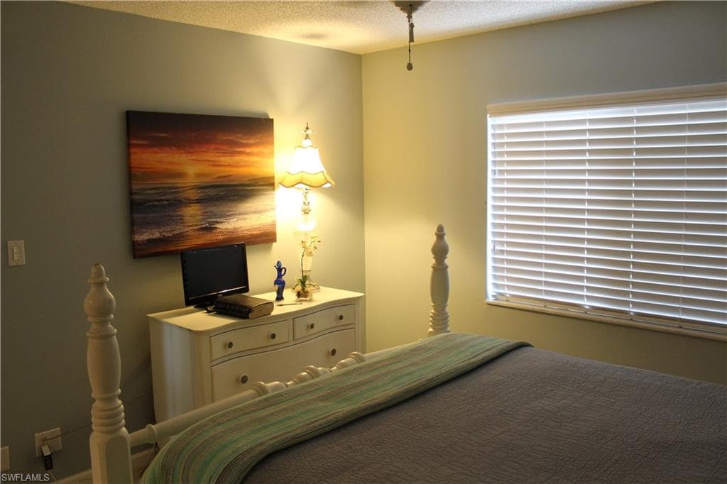 25806 Cockleshell DR # 314, BONITA SPRINGS FL 34135-24