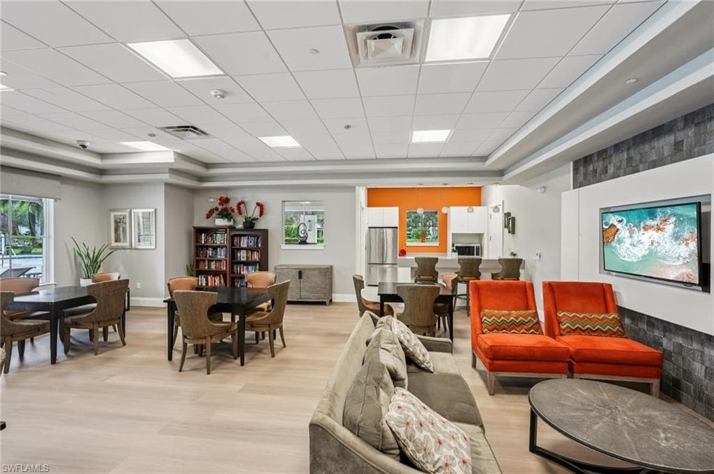 1751 Alameda DR, NAPLES FL 34120-21