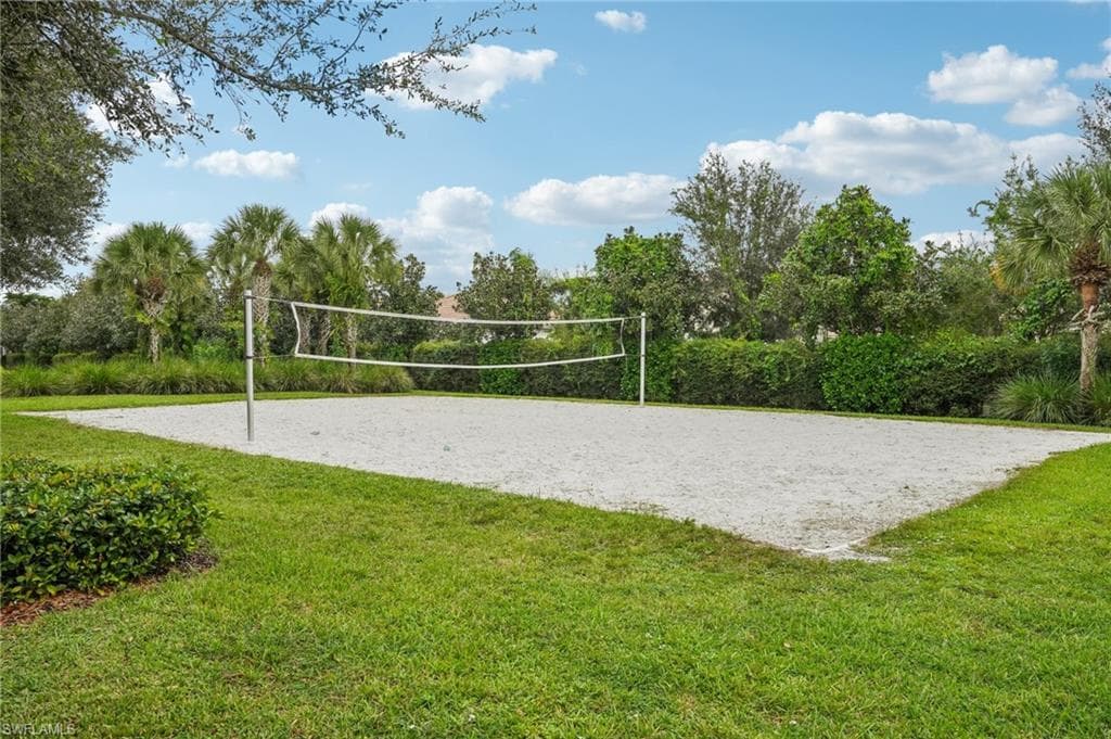 1751 Alameda DR, NAPLES FL 34120-27