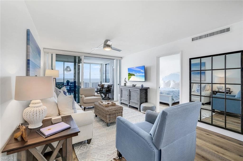 26340 Hickory BLVD # 701, BONITA SPRINGS FL 34134-1