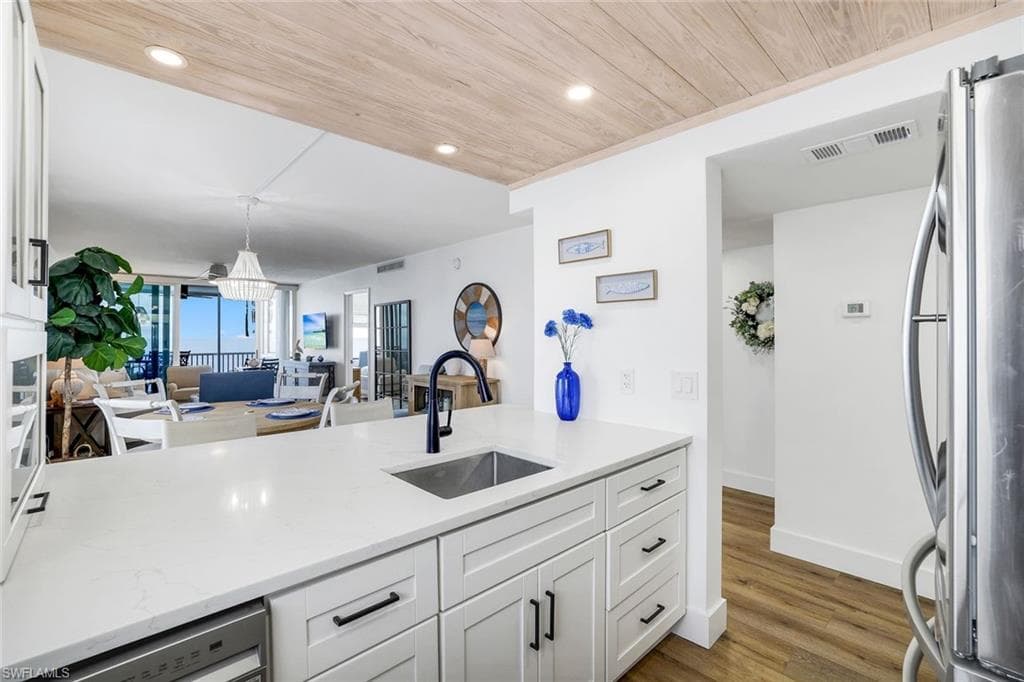 26340 Hickory BLVD # 701, BONITA SPRINGS FL 34134-5