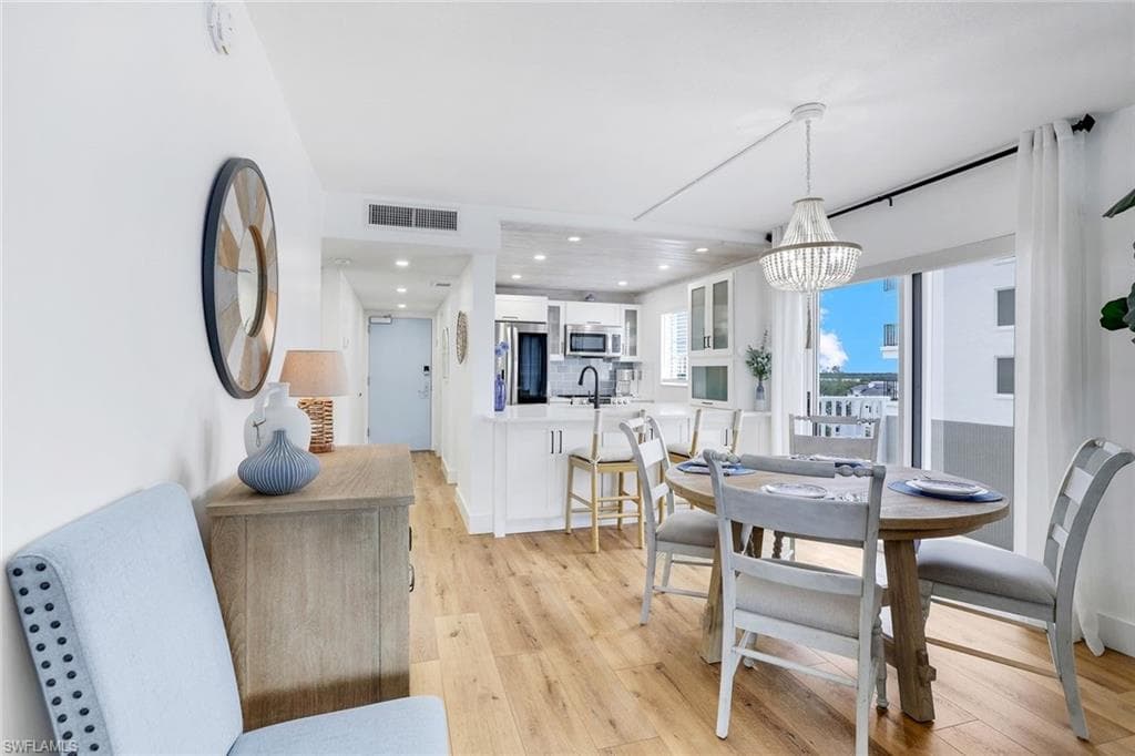 26340 Hickory BLVD # 701, BONITA SPRINGS FL 34134-3