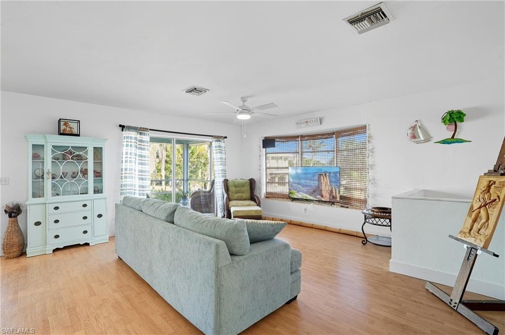 364 Connecticut ST, FORT MYERS BEACH FL 33931-5